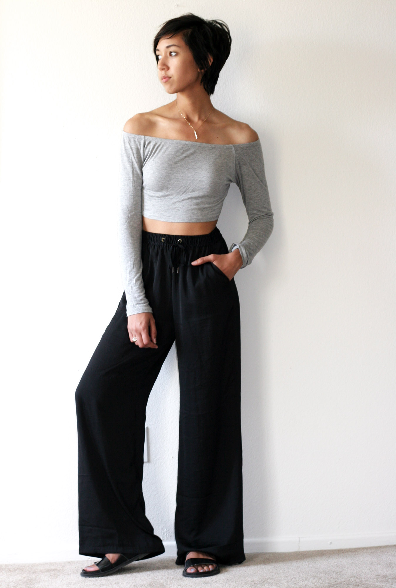 https://www.unconsciousstyle.com/wp-content/uploads/2014/04/HM-Trapeze-pant2.jpg