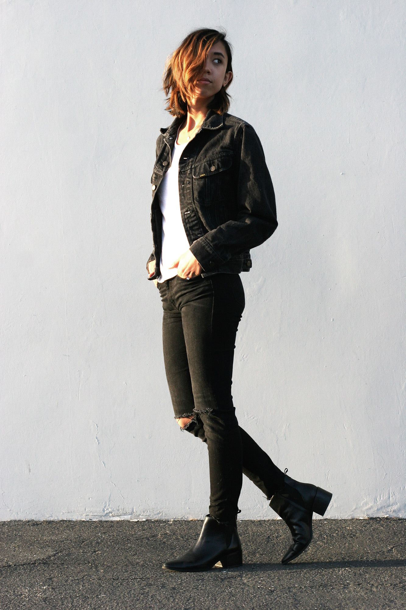 Levis_Black_Denim_Jacket4