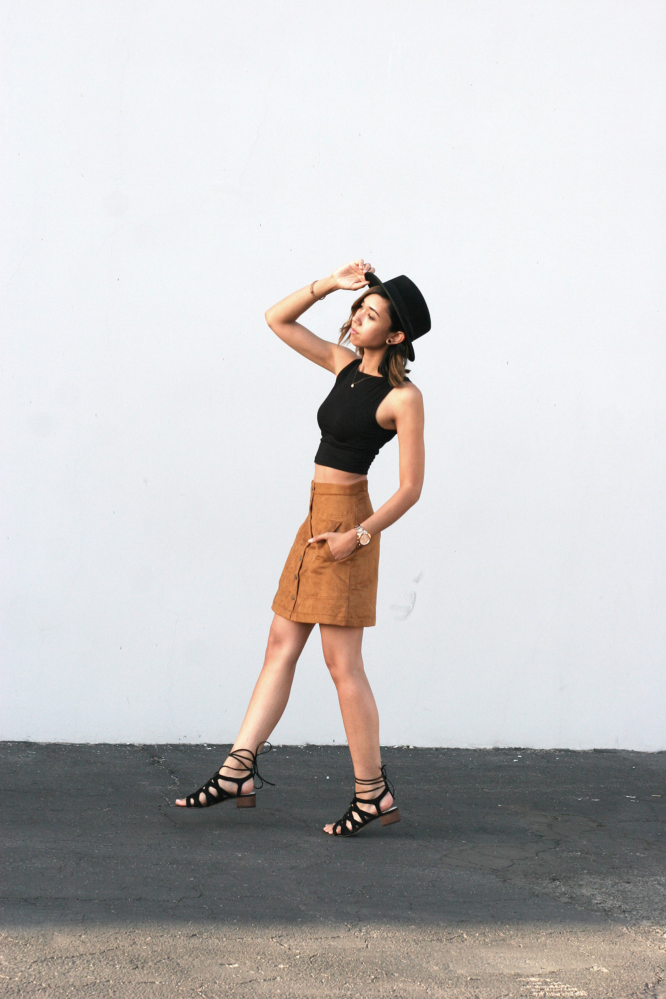 HM_Camel_Suede_Buttondown_skirt4