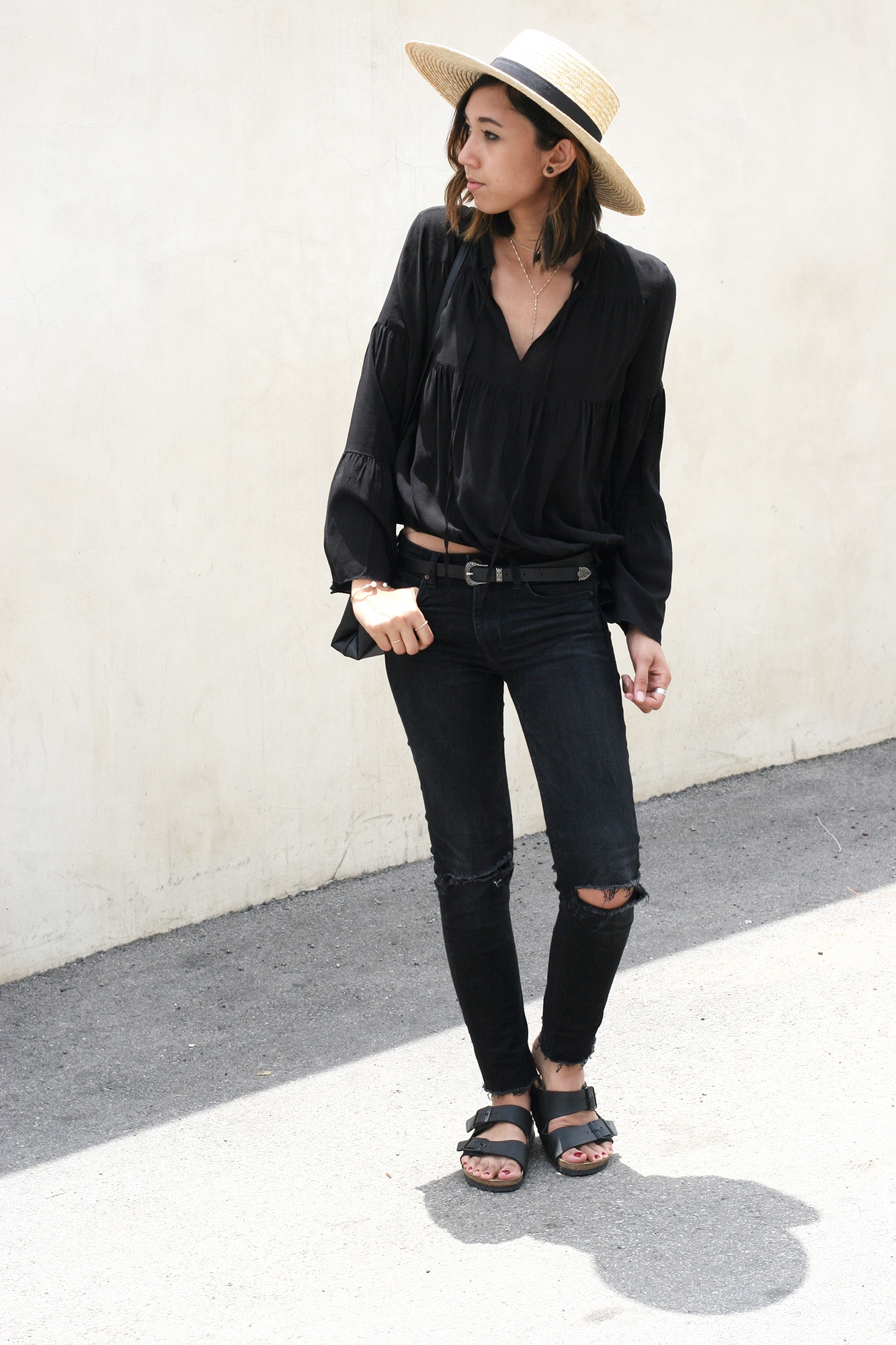 H&M_Black_Bell_Sleeve_Blouse3