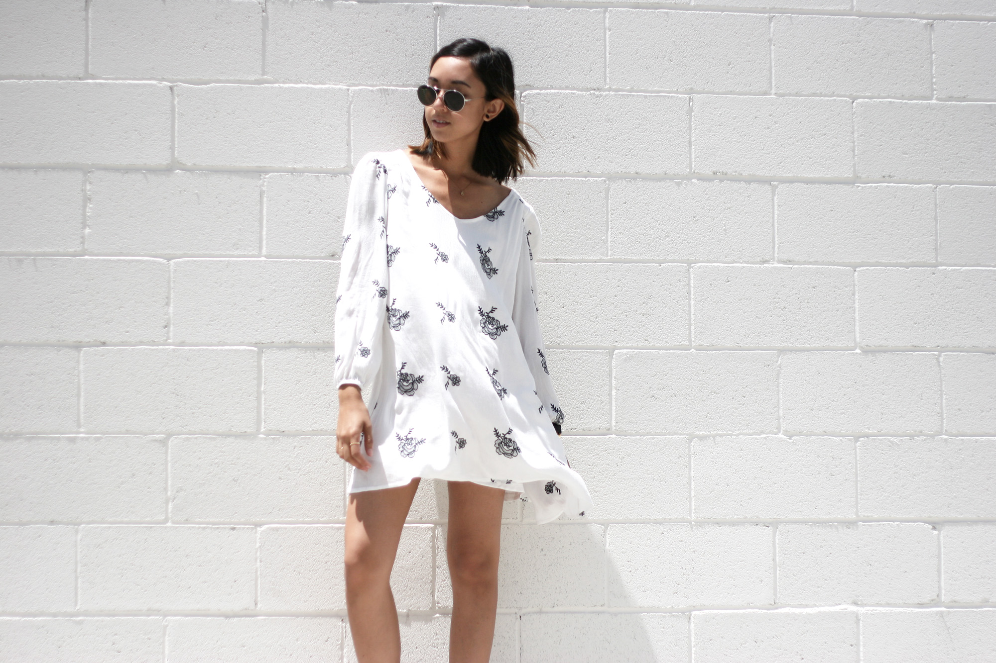 SheInside_White_Longsleeve_Floral_Print_Dress1