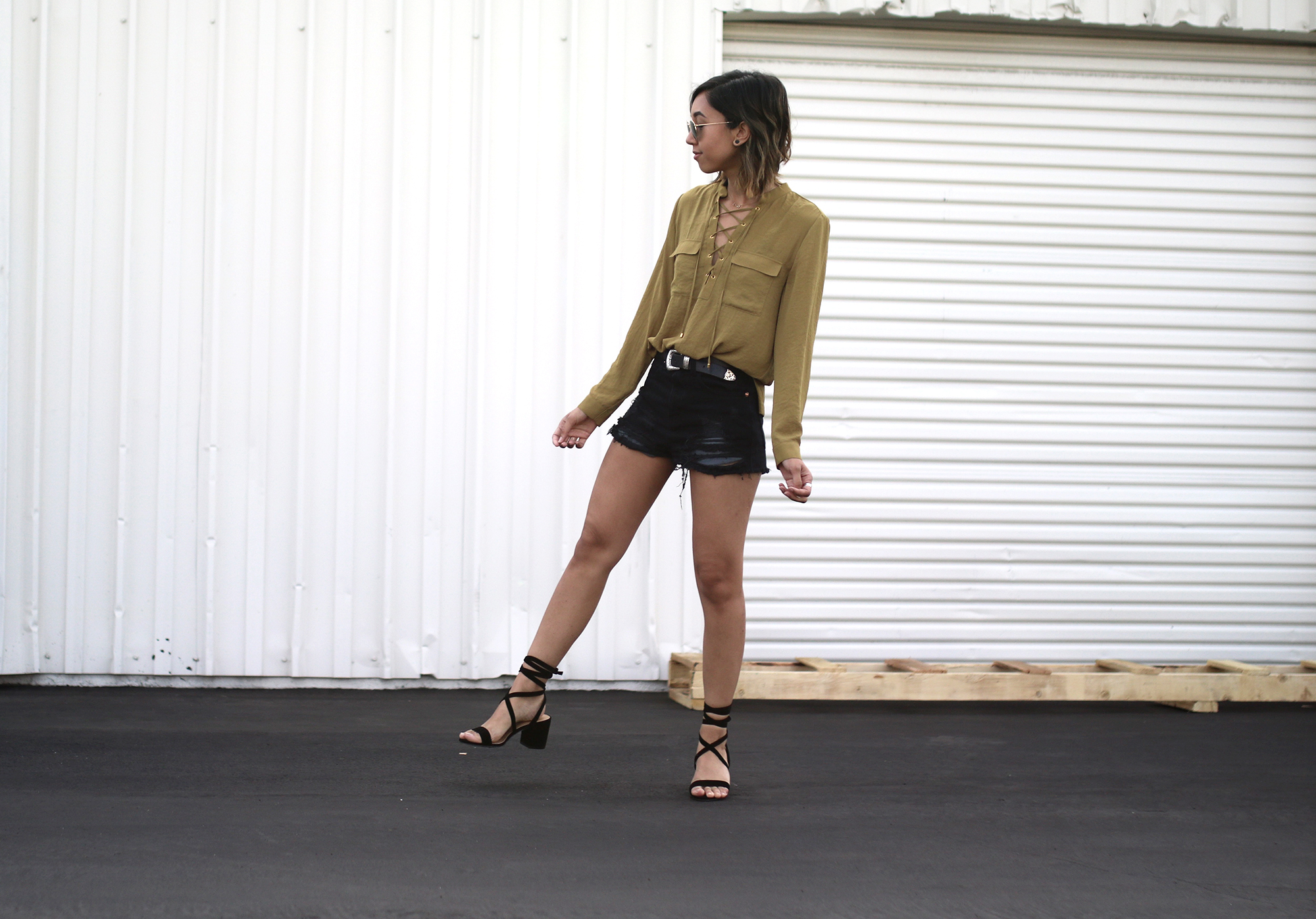 HM_Lace_Up_Blouse5