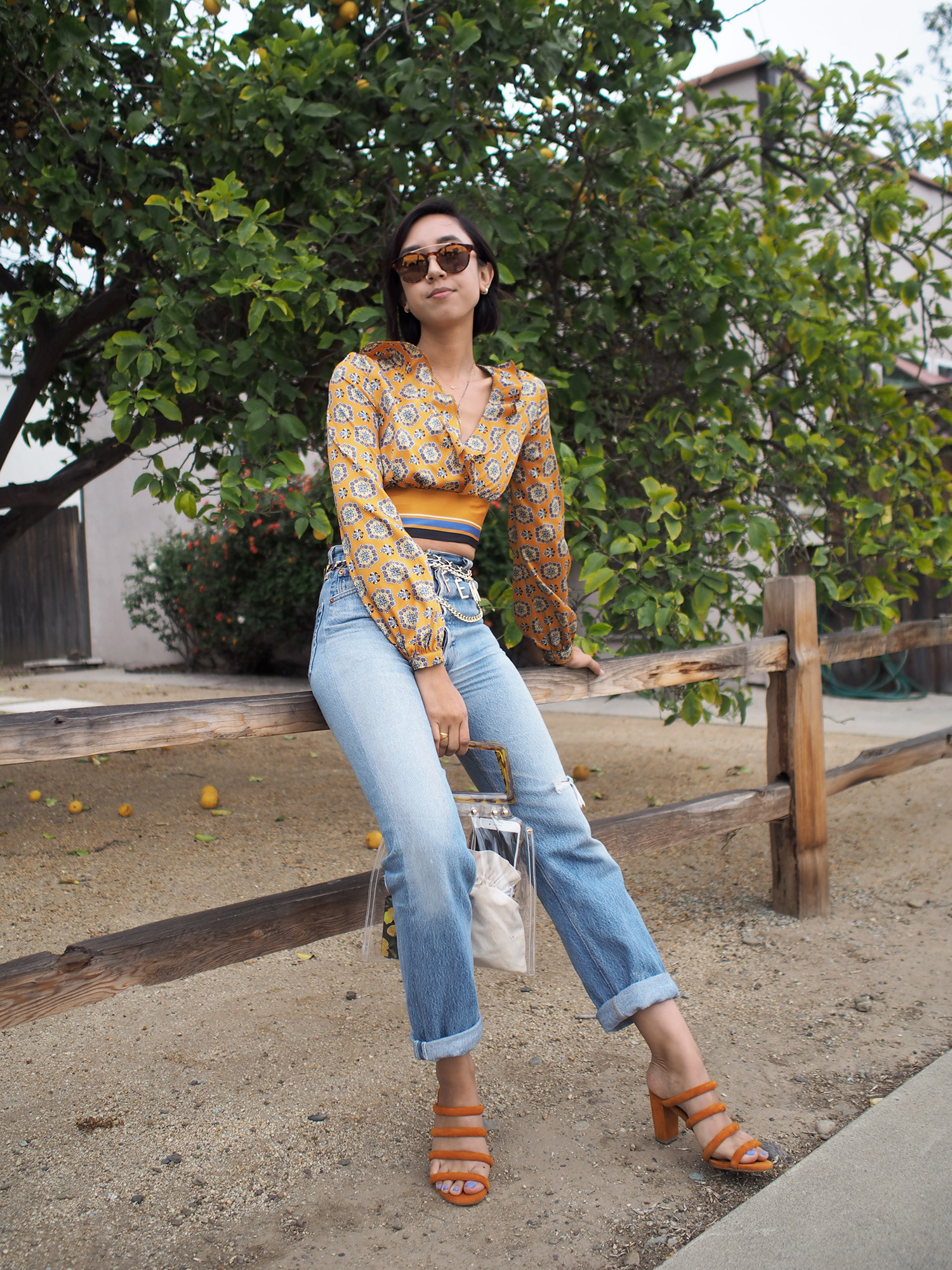Printed Cropped Blouse with Levis Jeans